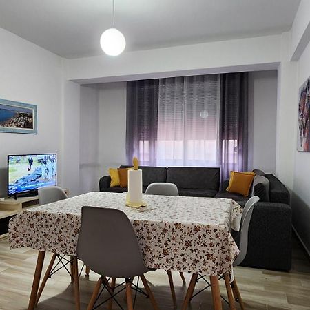 Old Town Boulevard Apartment In City Center Durres Exterior photo
